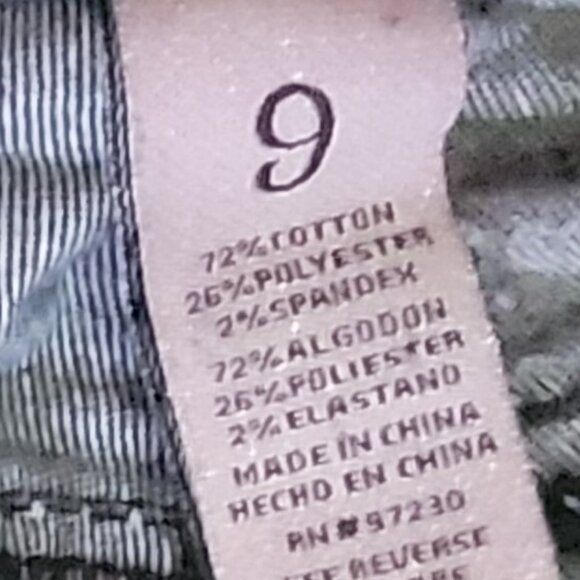 Almost Famous Black Cheetah Prints Jeans sz 9 - Picture 3 of 4